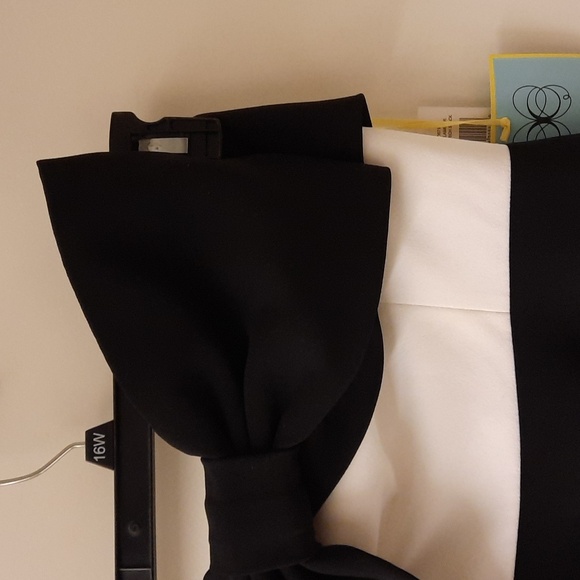 NWT, CeCe Colorblock Bow Dress (flaws) - Picture 6 of 16